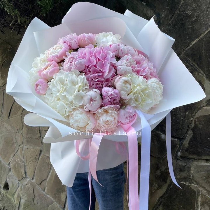 Букет "Пионы и Гортензии" в Армавире
