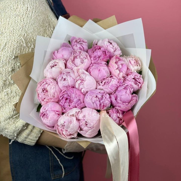 Букет из 21 пионов в Армавире