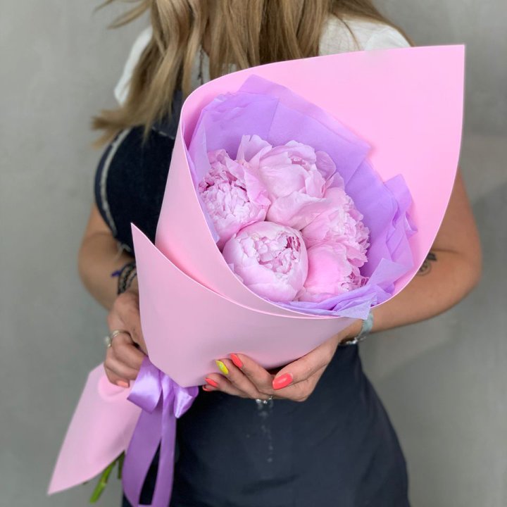 Букет пионов "Файв" в Армавире