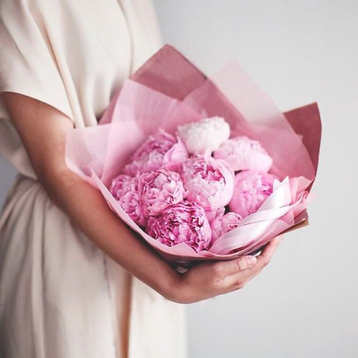 9 зефирных пионов в Армавире