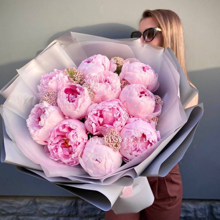 Букет с пионами "Стайл" в Армавире