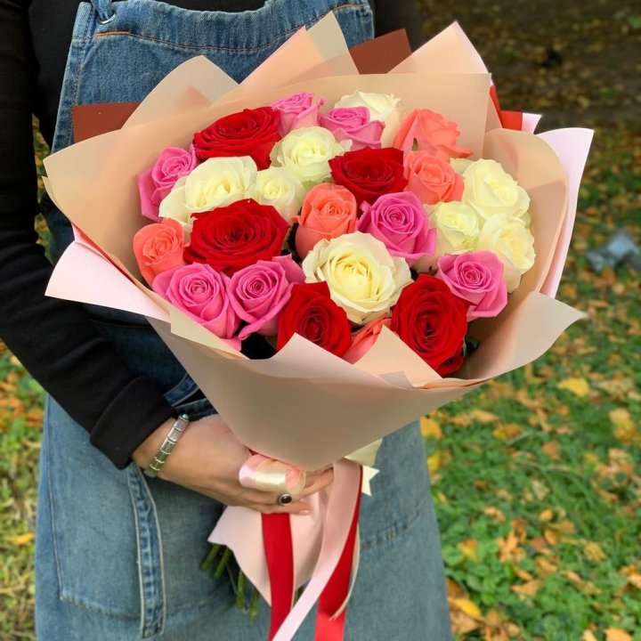 25 роз "Карусель" в Армавире