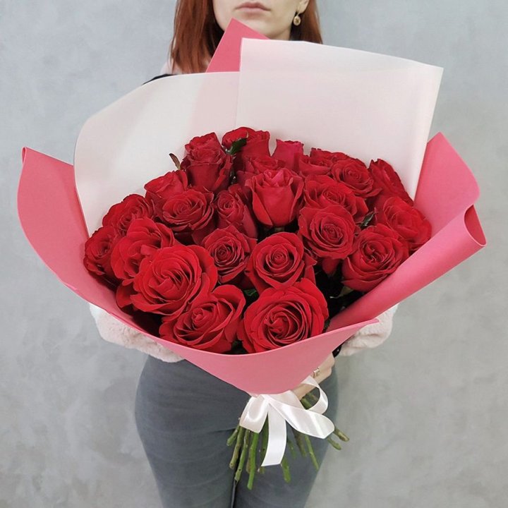 25 Красных роз рози вайт в Армавире