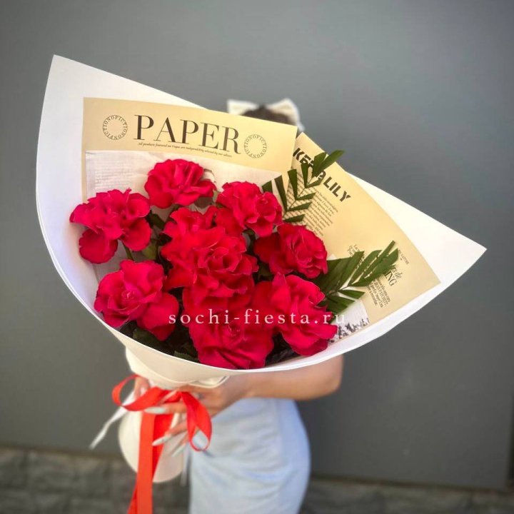 9 Красных французских роз Чико в Армавире