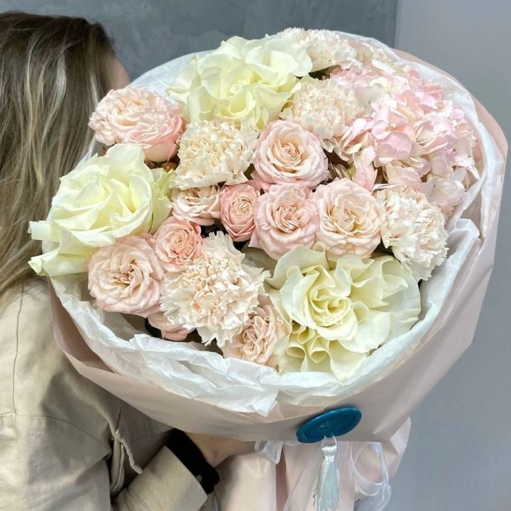 Дизайнерский букет "Джентел" в Армавире