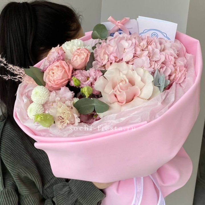 Авторский букет "Пинки" в Армавире