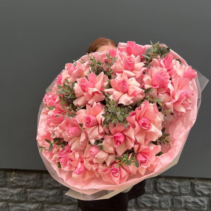  25 розовых французских роз в Армавире
