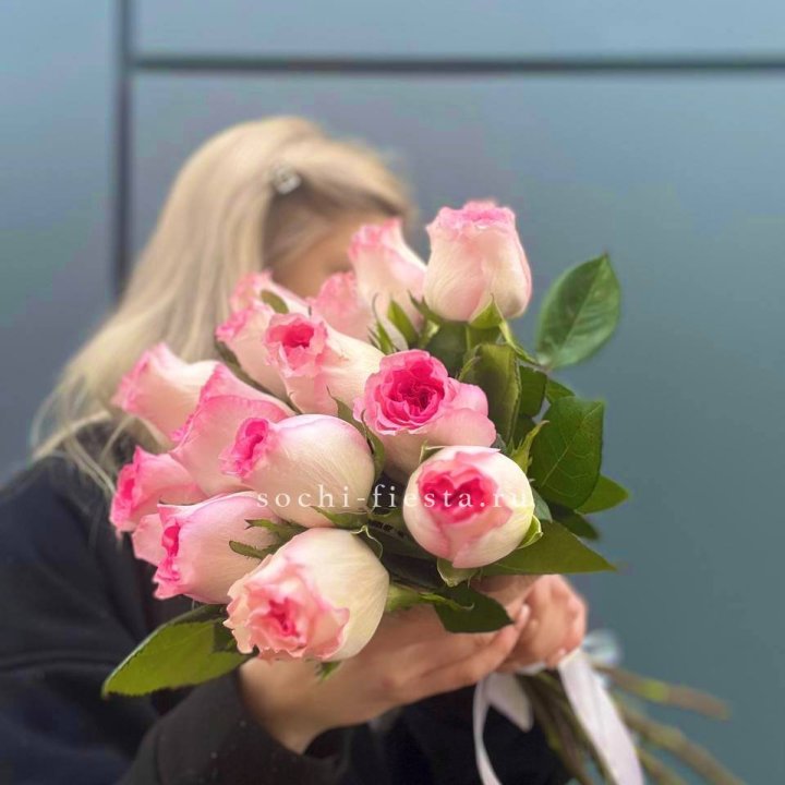 15 роз Мандала в Армавире