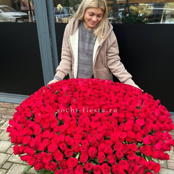 501 красная роза в корзине в Армавире