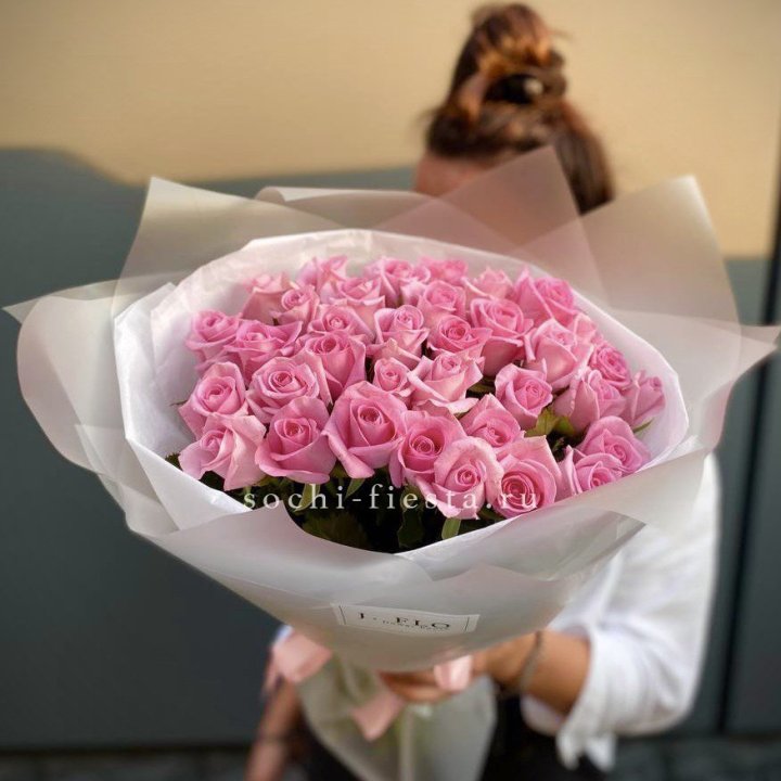 Букет розовых роз  в Армавире