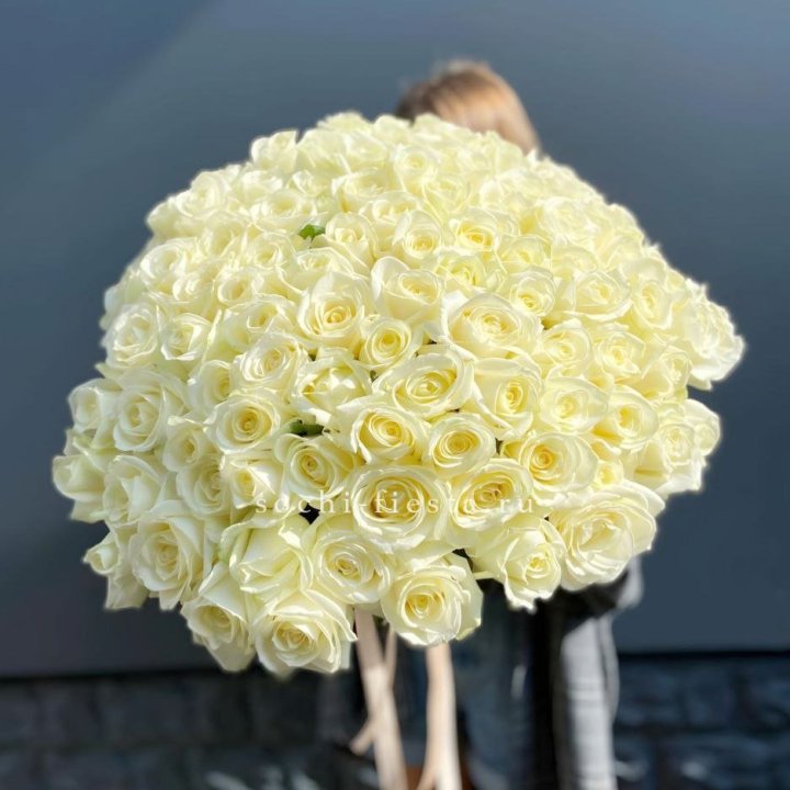 Букет  из 101 белой розы  в Армавире