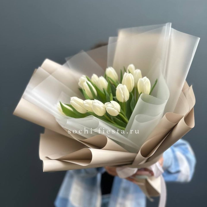 Букет из 15 белых тюльпанов в Армавире