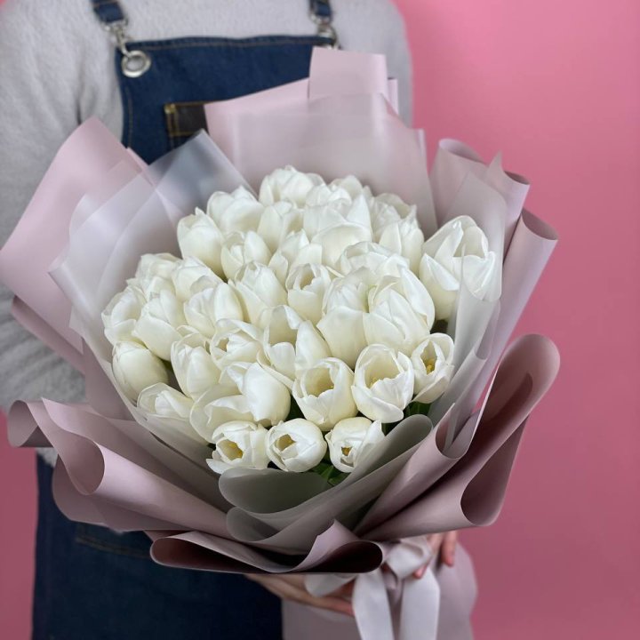 Букет белых тюльпанов "Пур-пур" в Армавире