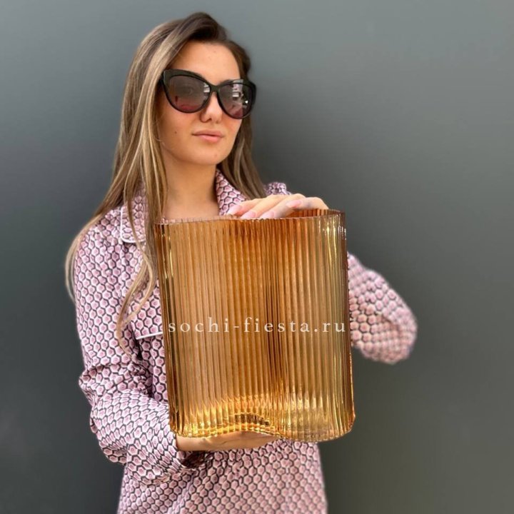 Стеклянная ваза №7 в Армавире